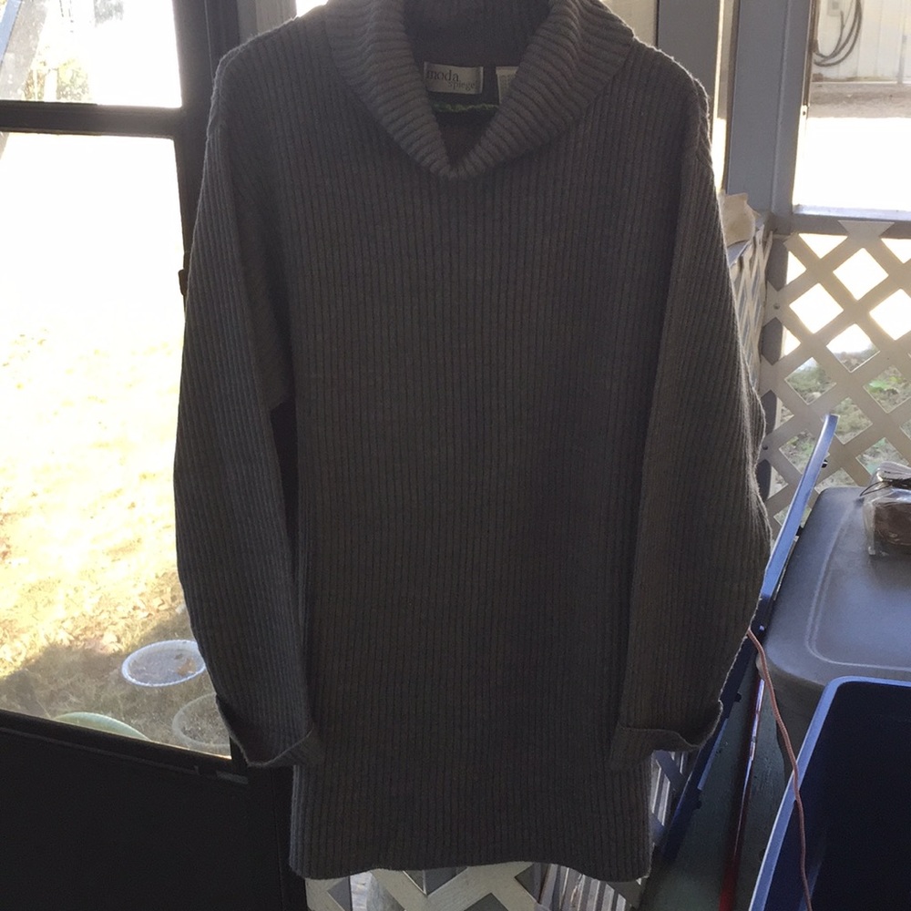 Long Gray sweater